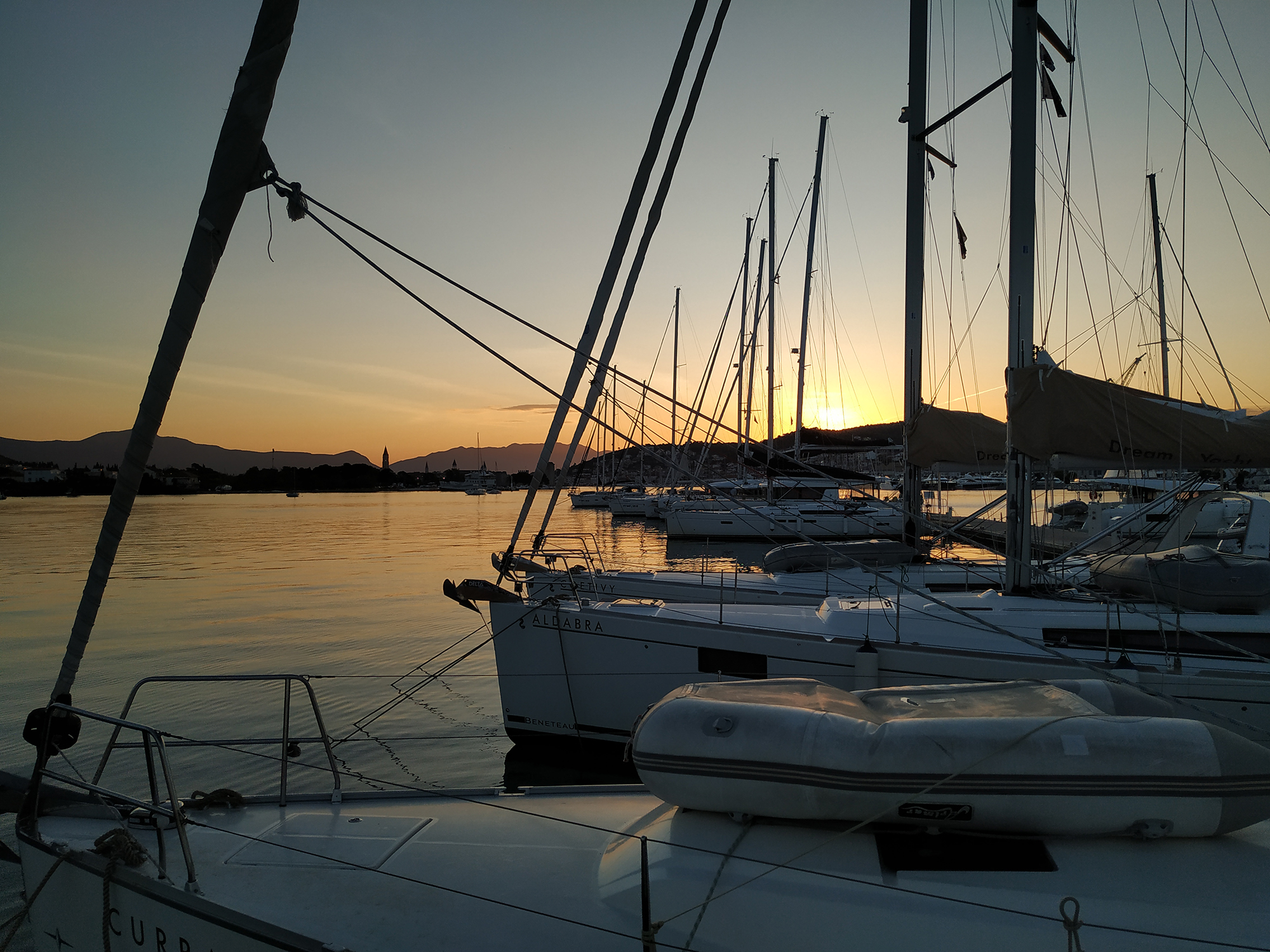 yacht charter last minute croatia